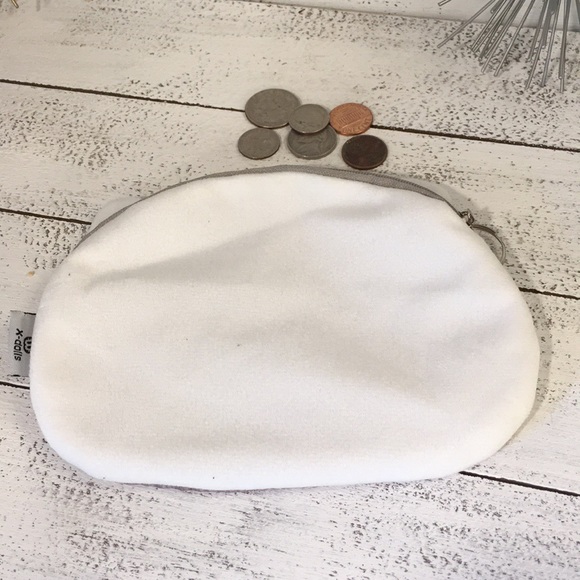 Panda Bear Coin Purse - Picture 4 of 7